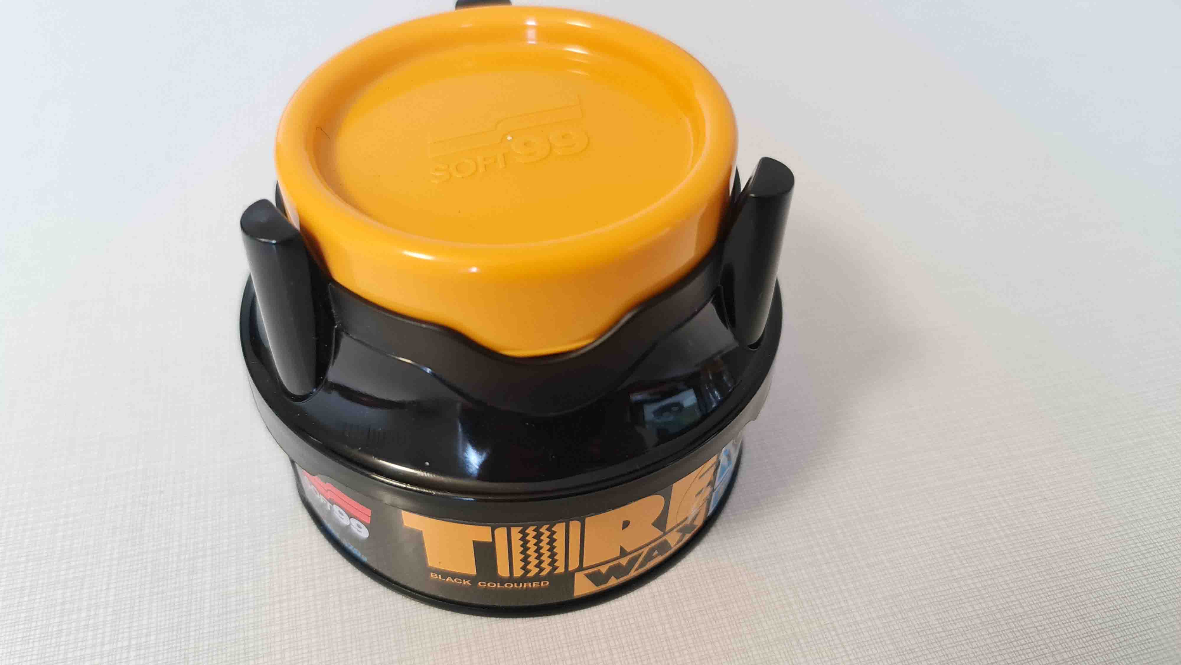tire black wax