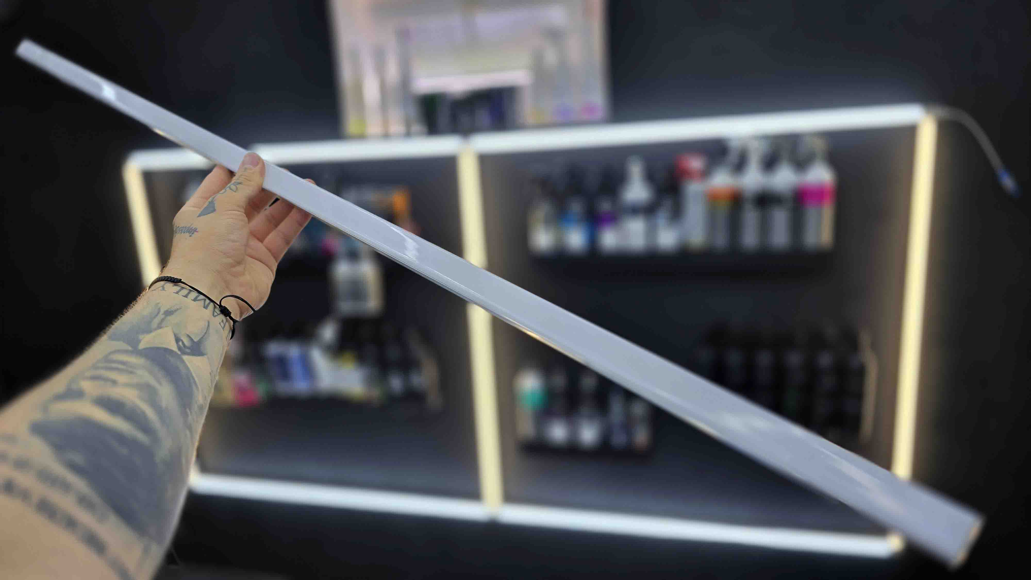 Samostatné LED svietidlo - 117 cm