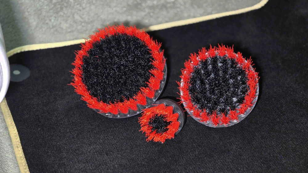 Koch Chemie Drill Brush Set - stredne tvrdá sada kief na uťahovačku