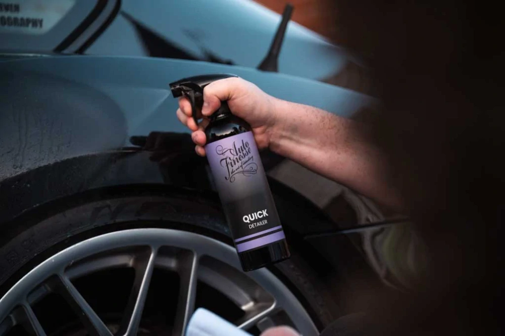 Auto Finesse Essentials Quick Detailer - univerzálny detailér bez ochrany 500 ml