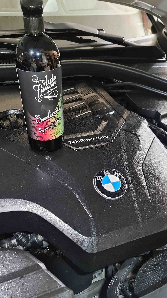 Auto Finesse Eradicate - čistič motoru 1l