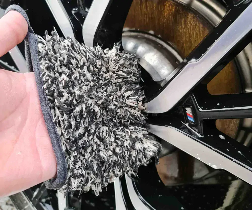 Work Stuff Hurricane Wheel Mitt - umývacia rukavica na kolesá