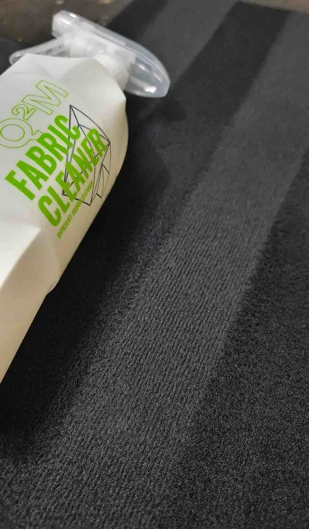 Gyeon Q2M FabricCleaner - čistič látky a textilu 1000 ml