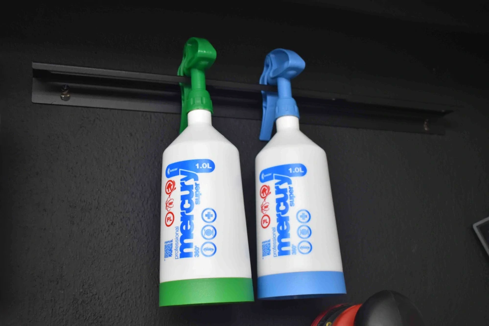 Kwazar Mercury Super PRO+ 360 - modrá fľaša s rozprašovačom 1l