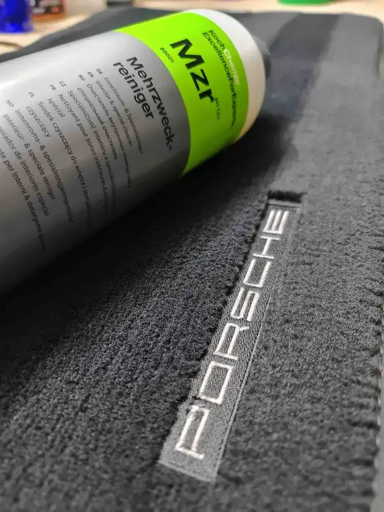 Koch Chemie Mehrzweckreiniger Mzr- špeciálny čistič interiéru 1l