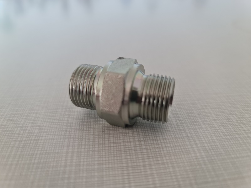 MTM Hydro 3/8" X 3/8" Male - redukcia s vonkajšími závitmi