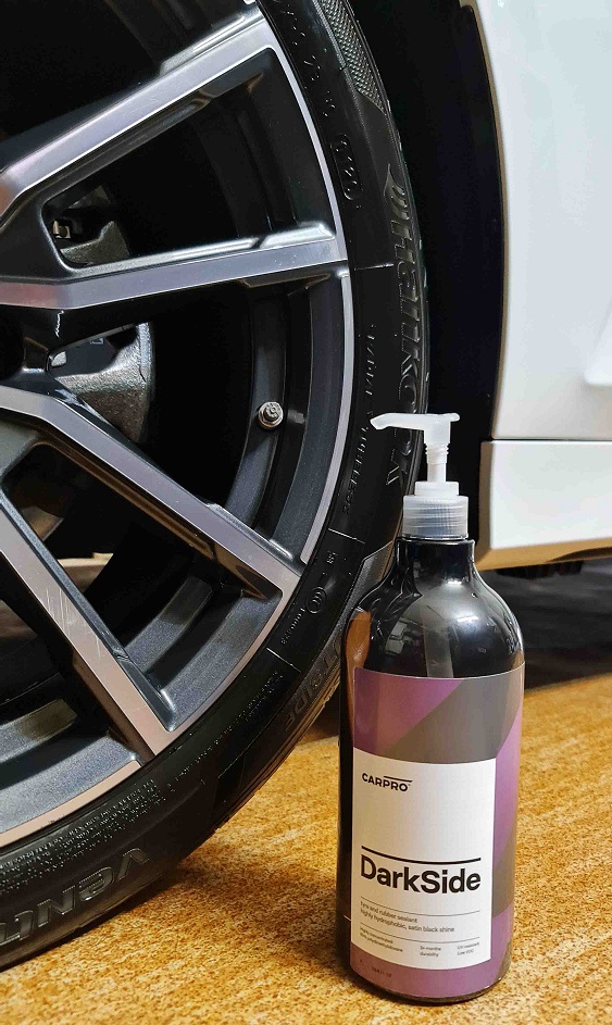 CarPro DarkSide - sealant na pneumatiky 1000ml