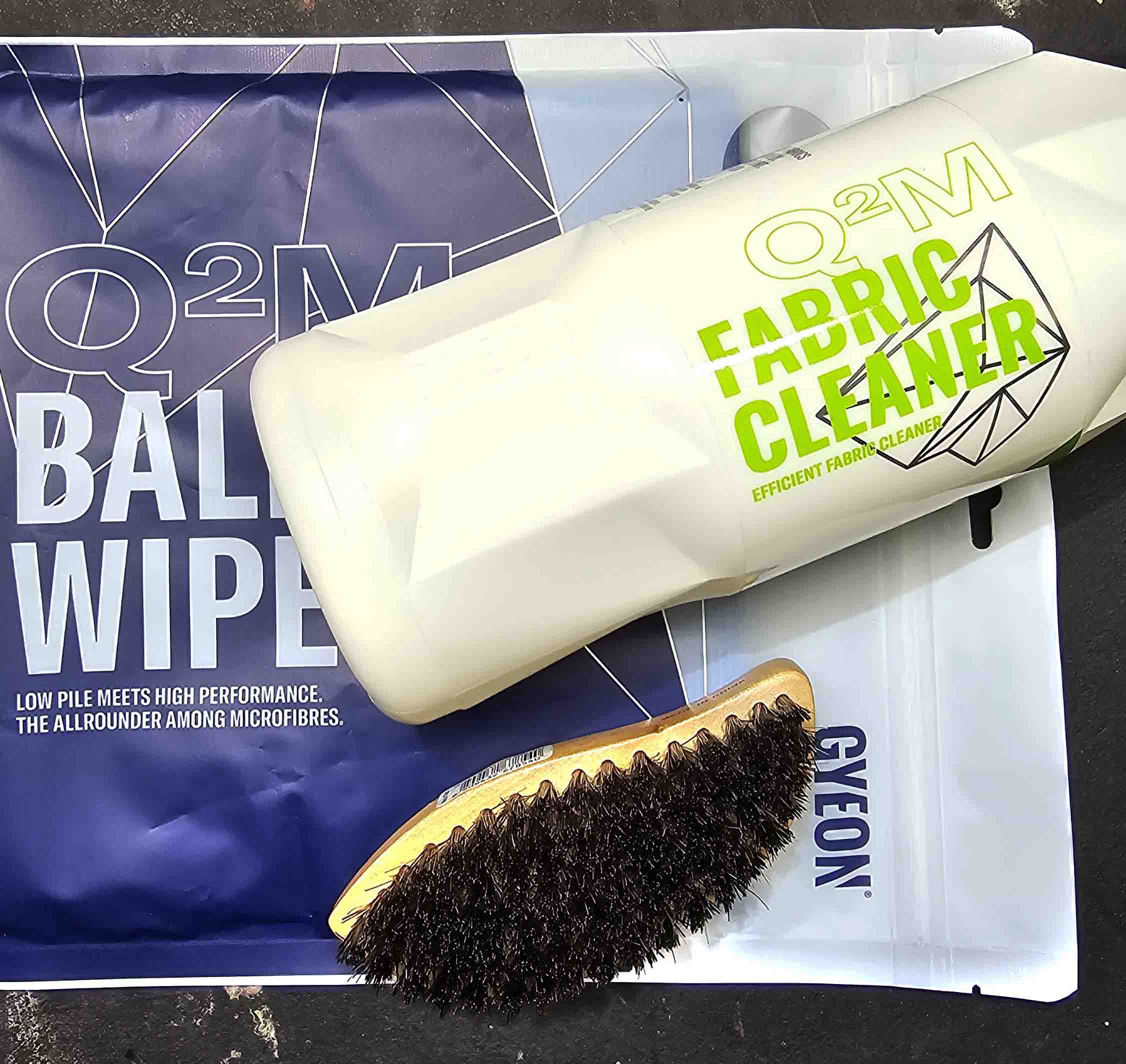 Gyeon FabricCleaner SET na čistenie látkových sedačiek a kobercov