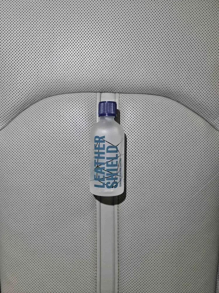 Gyeon Q2 LeatherShield EVO - keramická ochrana kože 100 ml