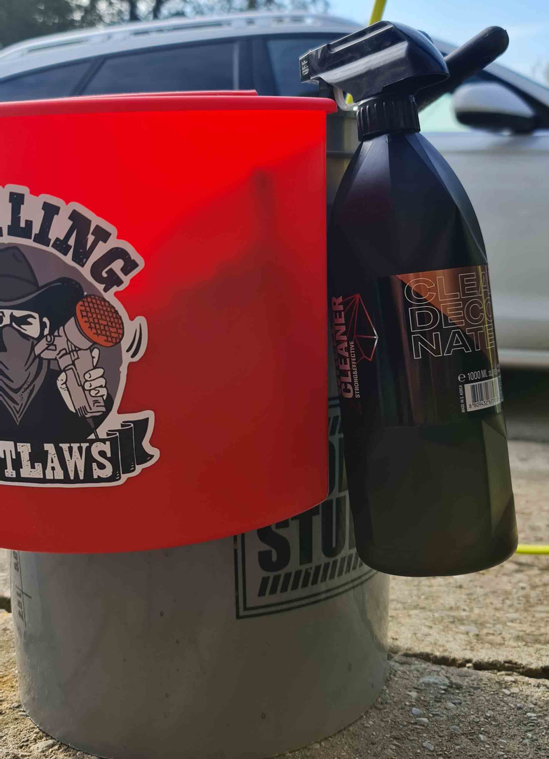 Detailing Outlaws Buckanizer - držiak na kefy a štetce na vedro