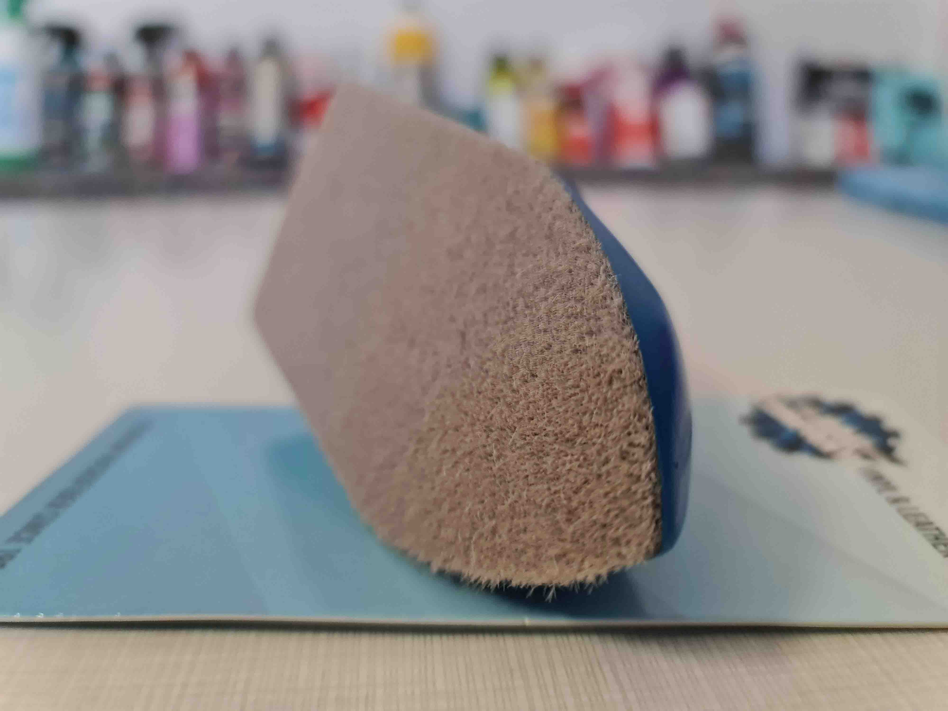 TRC Interior Scrub Brush - kefa na kožu a plasty
