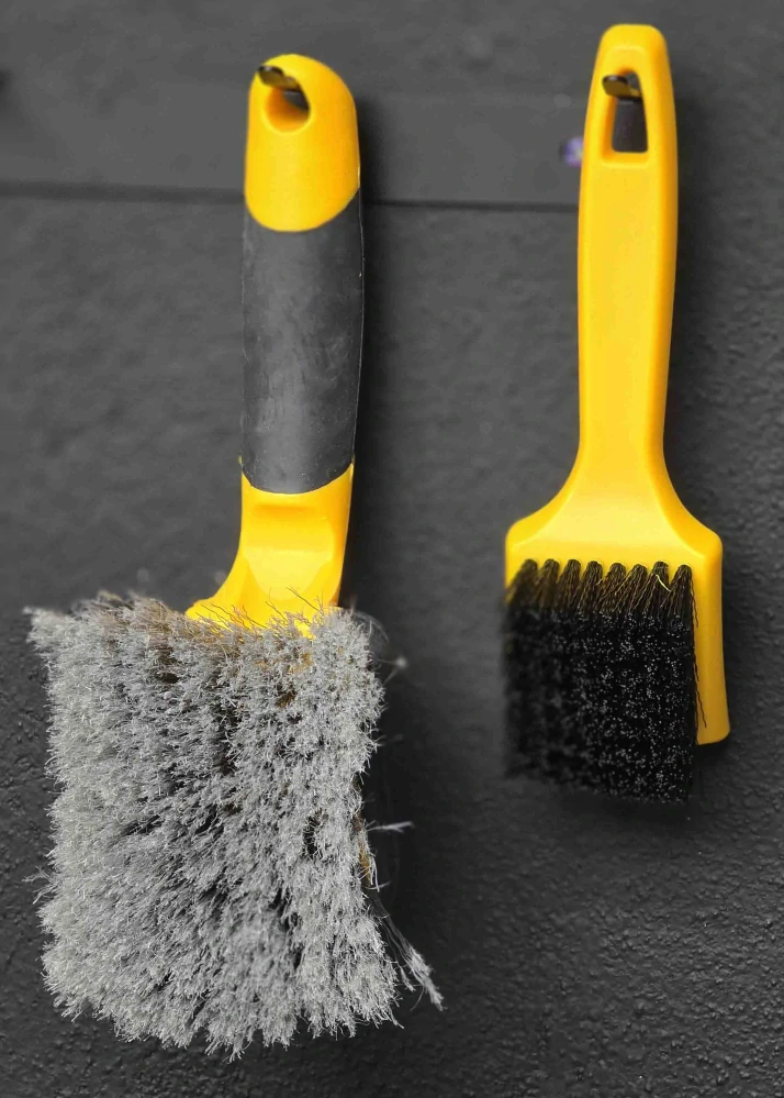 Work Stuff Willy Tire Brush - kefa na pneumatiky