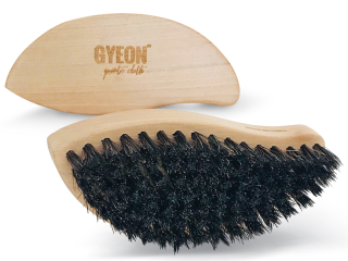 Gyeon Q2M LeatherBrush - kefa na kožu