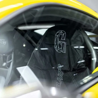 Gyeon Q2M SeatCover - ochranný návlek na sedačku